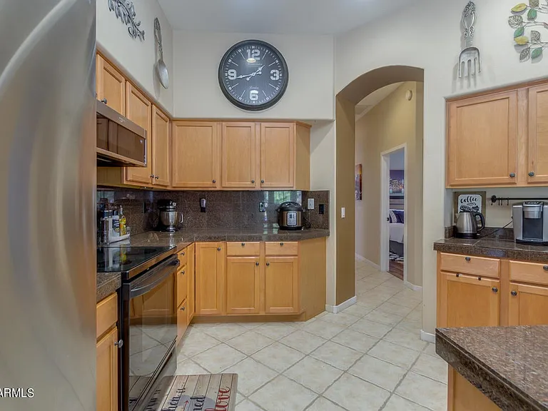 3922 E Carson Rd — Photo 12