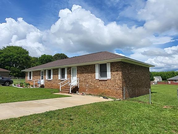 2nd image of 40 Frost Wood Ct #50