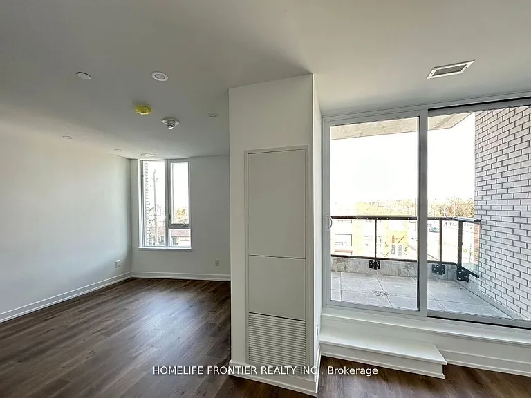 3100 Keele St #318 — Photo 7
