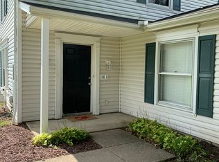 126 Ivy Hill Ln #B-2, Medina, OH