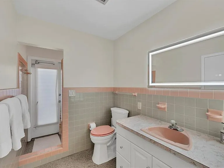 550 Gaspar Dr — Photo 29