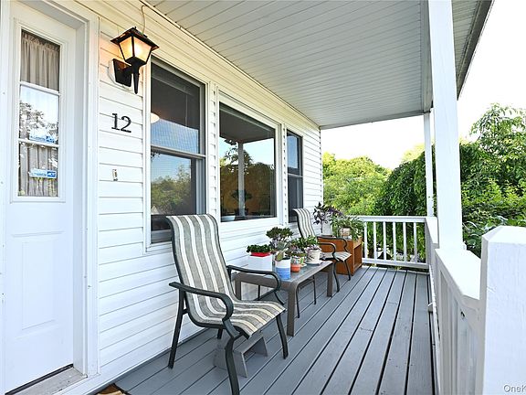 3rd image of 12 Walnut Lane