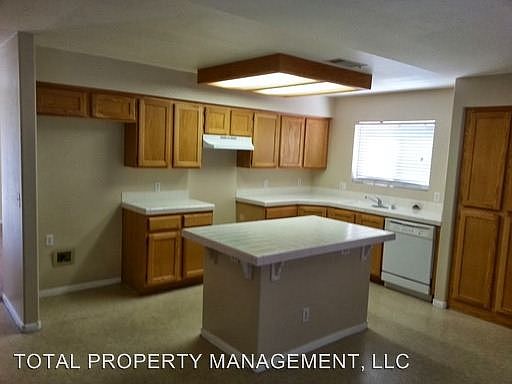 4th image of 3906 Welter Ave