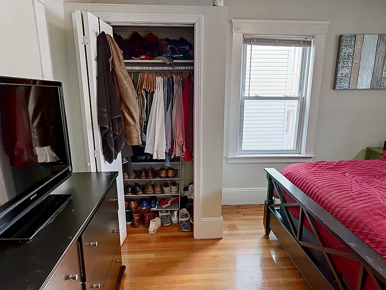 146 Sycamore St #1 — Photo 16