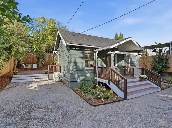 725 SW Taylors Ferry Rd, Portland, OR 97219