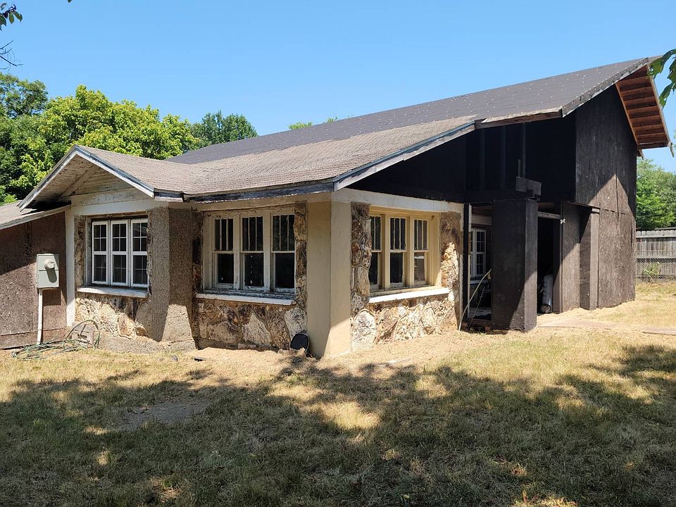 1st image of 36 Peace Valley Rd