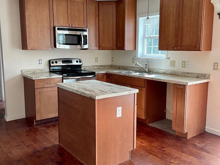21 Katherines Way — Photo 3