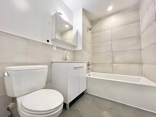 Rented by Doorway NYC, LLC | media 14