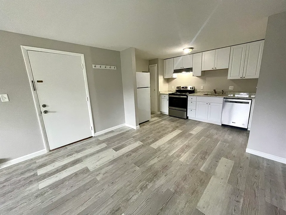 14B Mayberry Dr #8