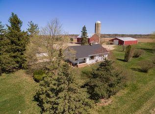 N992 Midway Rd, HORTONVILLE, WI 54944