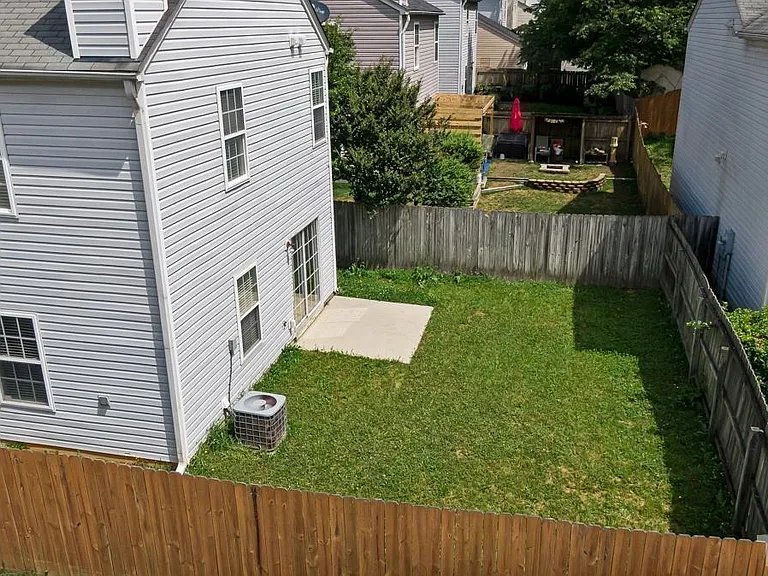 100 Lacombe Ct — Photo 20