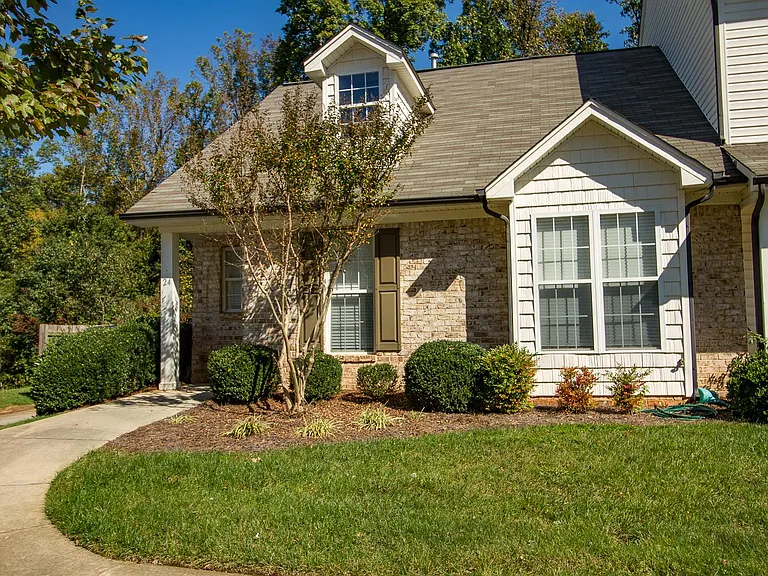 24 Hydrangea Ct — Photo 1