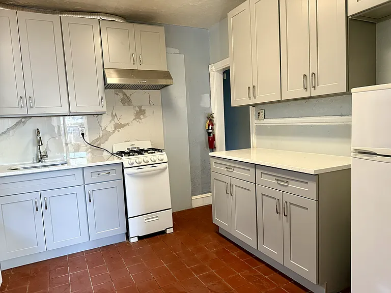 241 S 46th St #241 — Photo 5