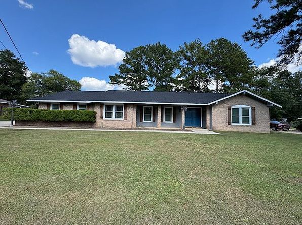 607 Lakewood Dr