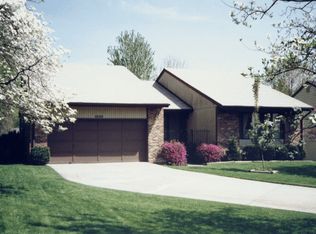 2202 Chestertown Dr, Tysons Corner, VA 22182