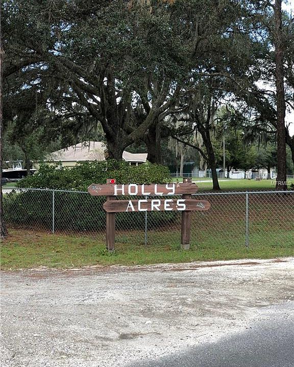 1st image of Holly Acres Ct