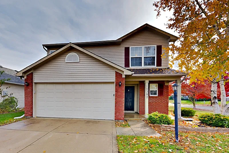 3 bed, 3.0 bath, 1814 sqft, $1,845 — Photo 2