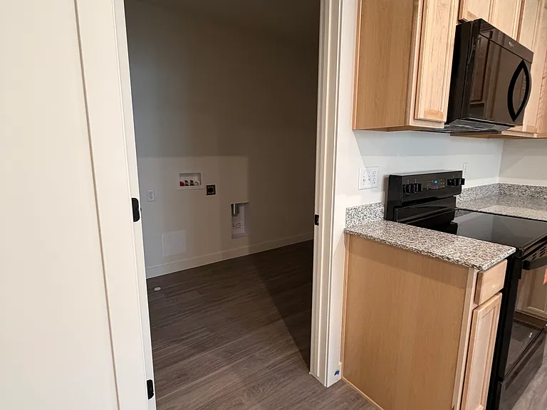 5204 S Century Way W — Photo 4