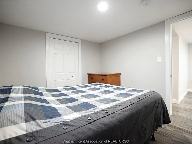 97 Taylor Ave — Photo 18