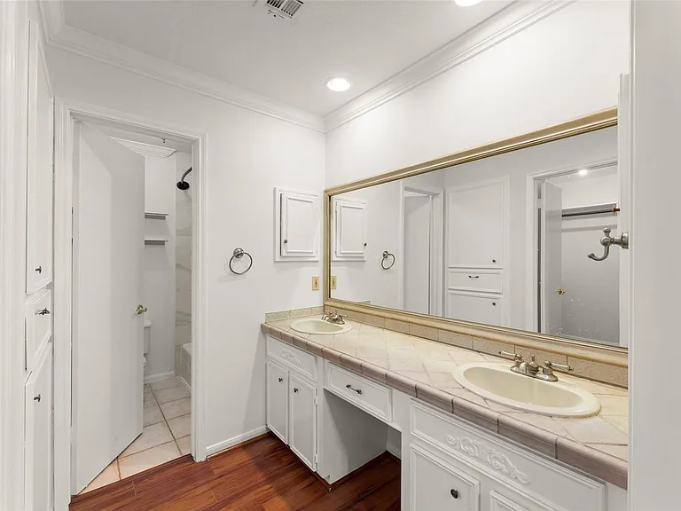 2602 Rice Blvd — Photo 25