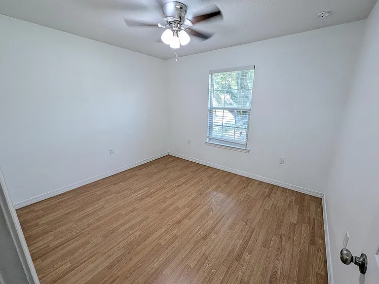 8325 Fortworth St — Photo 10