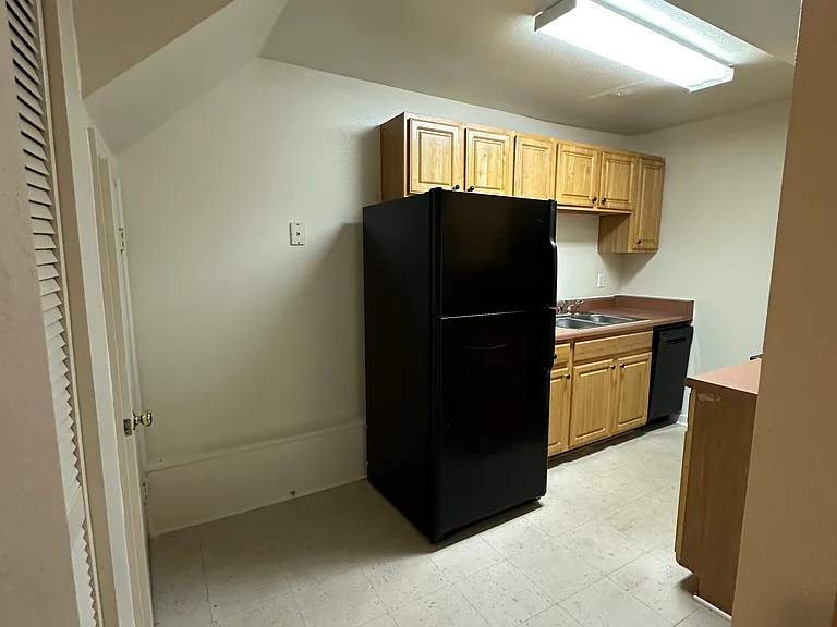 3528 E Richmond Rd #16 — Photo 5