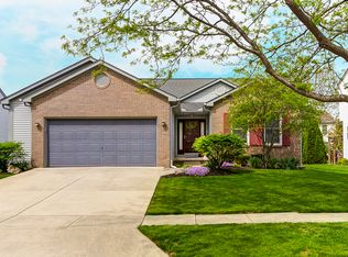 833 Lynnhaven Ct, Columbus, OH 43228