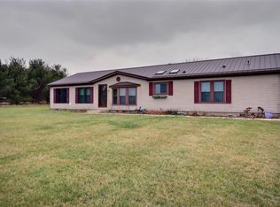 1933 W Division Rd, Huntington, IN 46750