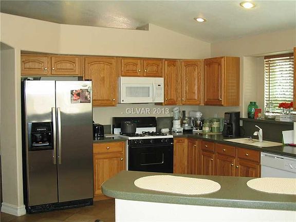 2nd image of 4949 Sail Rock Pl