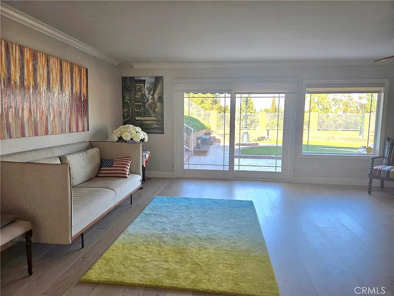 2200 Camino Rey — Photo 4