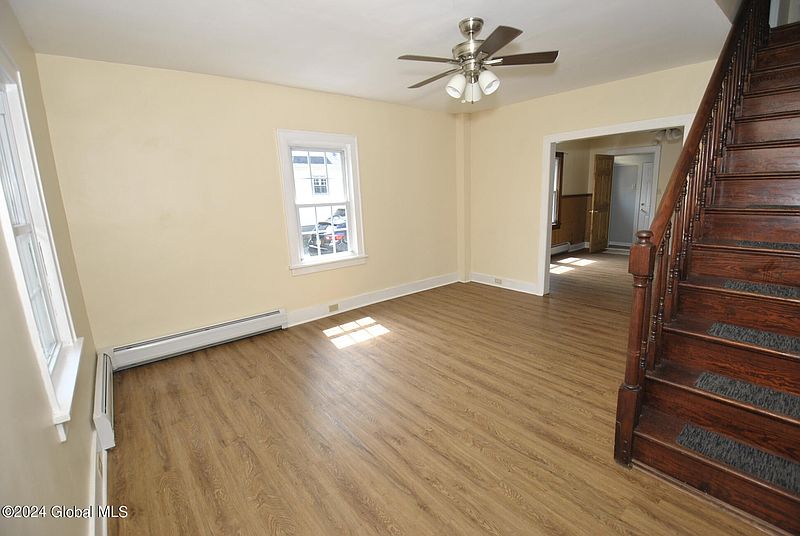 5th image of 4 Western Avenue