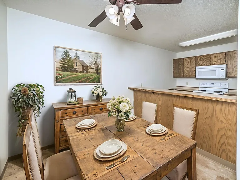 Terrace Hills Apartments — Photo 14
