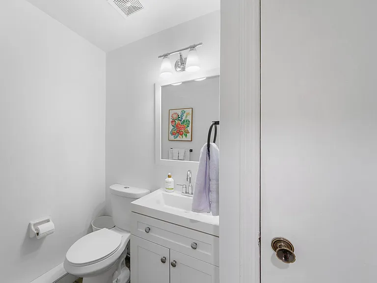 601 S Matanzas Ave #B — Photo 9