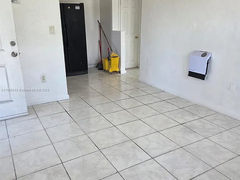 5600 NW 7th Ct #14 — Photo 5
