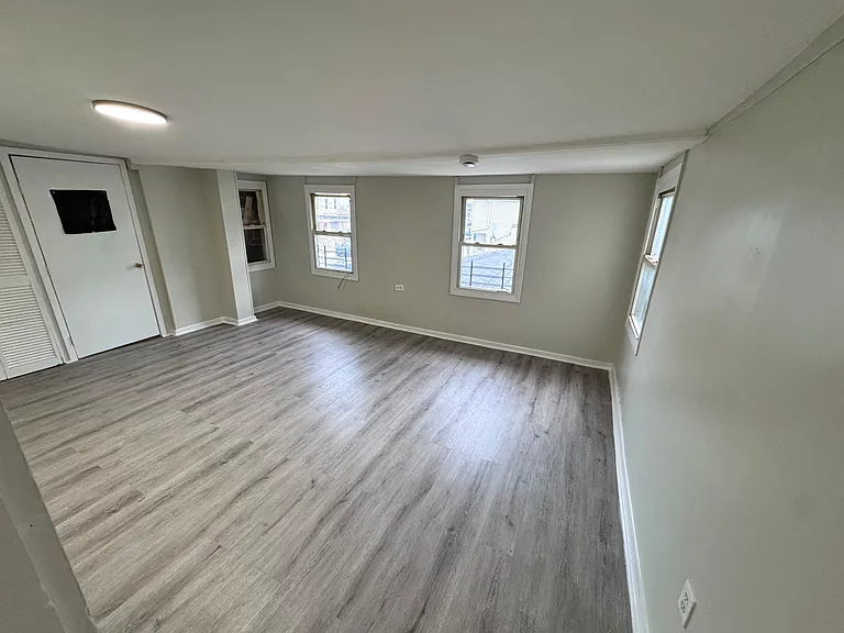 809 Summer Ave #2F — Photo 3