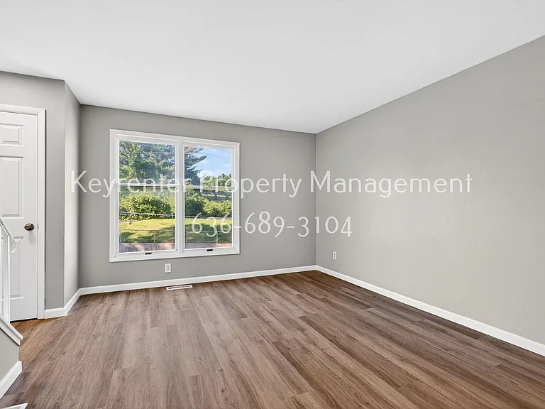 3313 Droste Rd — Photo 11