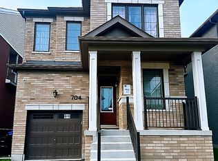 704 Mika St, Innisfil, ON L9S 0R7