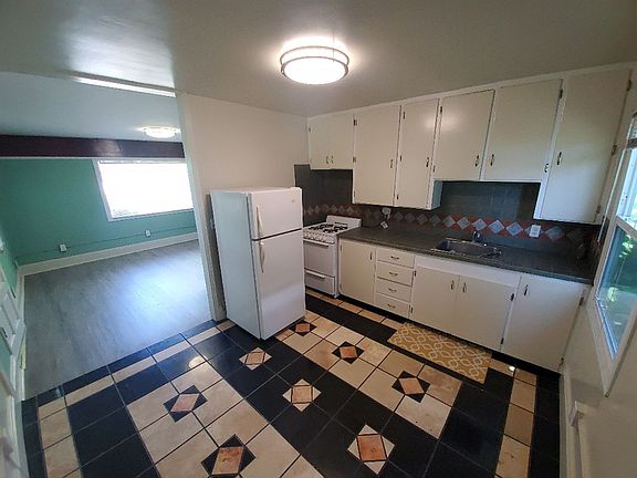 4th image of 371-373 Montgomery St #D7322b418