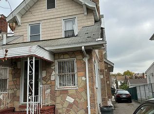 9021 197th St, Hollis, NY 11423