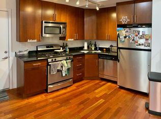 2142 W Crystal St #1F, Chicago, IL 60622