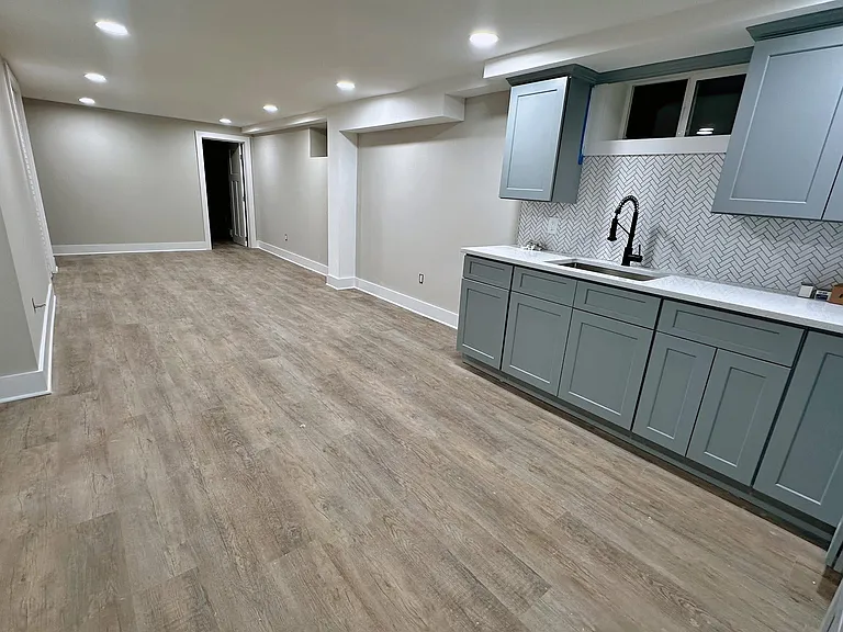 46 Euerle St #4 — Photo 2