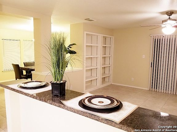 2nd image of 7903 Brazoria Park