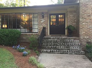 656 Ridgefield Rd, Mobile, AL 36608