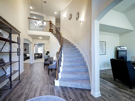 5th image of 18823 Cypress Bay Drive