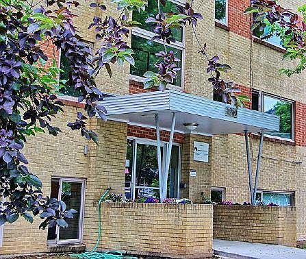 2nd image of 1240 Cedar Ave APT 31