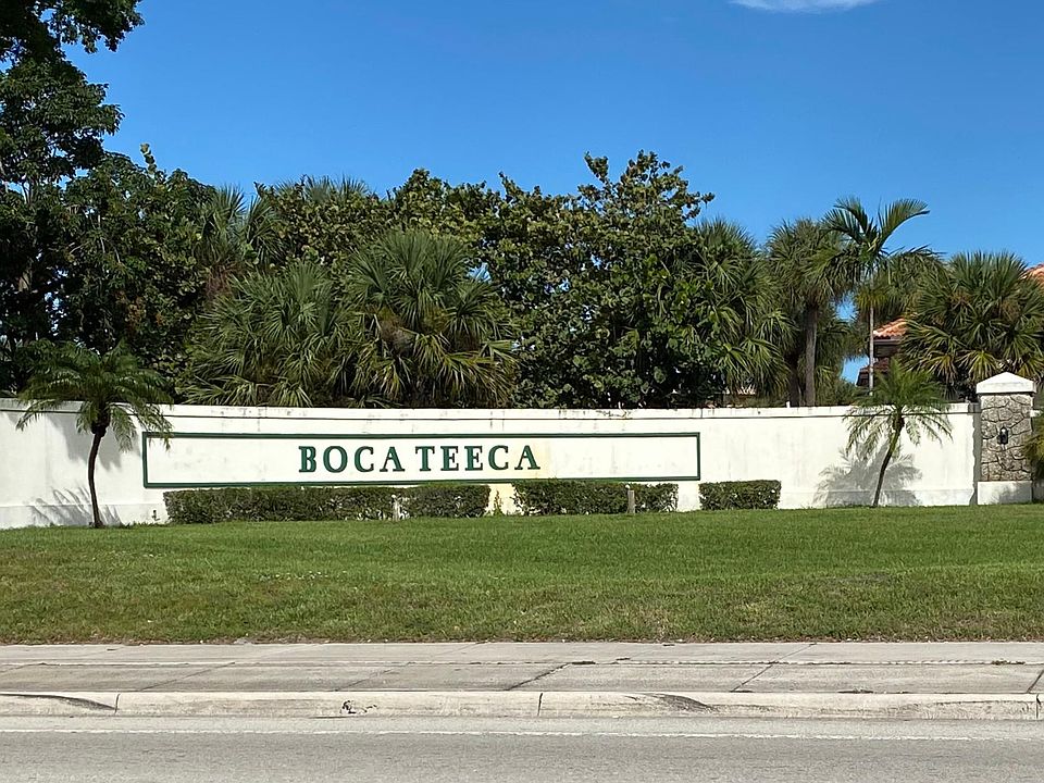 Boca Teeca Neighborhood Entrance.