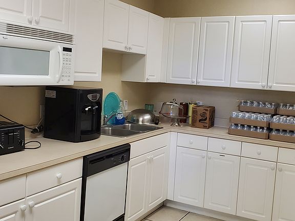 2nd image of 9055 Colby Dr APT 2202