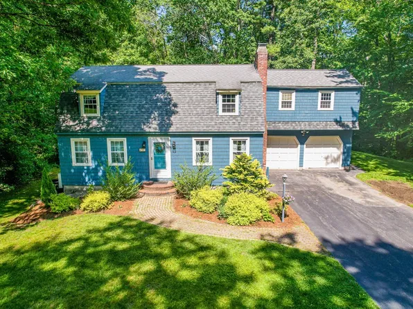 62 Thomas Dr, Chelmsford, MA 01824