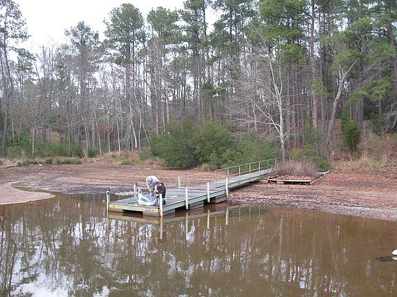 
floating dock