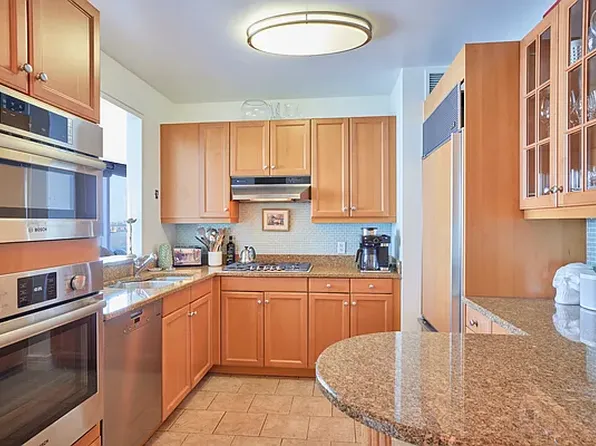 10 Little West Street image 3 of 11